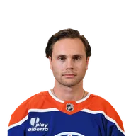 Riley Stillman headshot